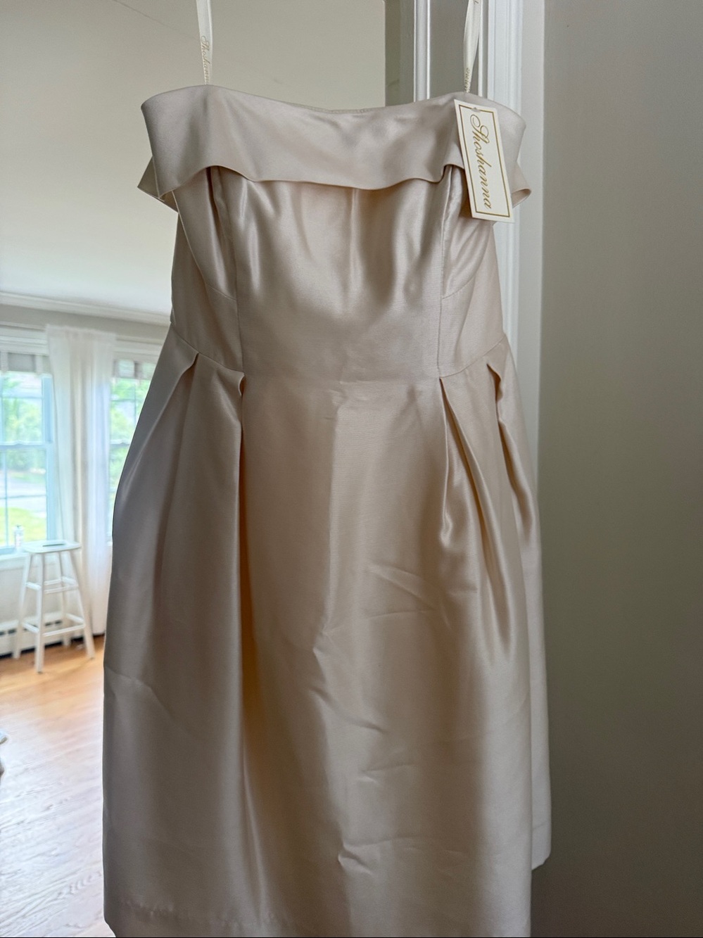 Shoshanna Amsale Box Pleated Strapless Ivory/Cream Bridal  Dress